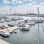 Flatbook - Center Yacht Premium Park Marina View Ii